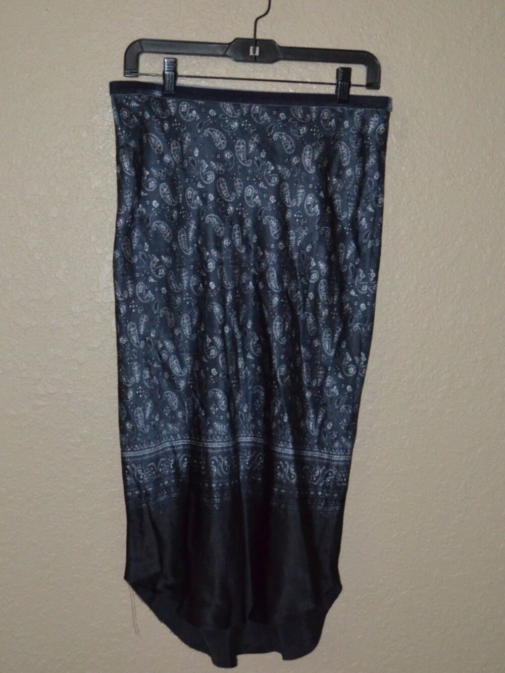 Sz S GO SILK In On The Yoke Bandana/Paisley Print Midi Skirt